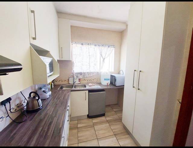 2 BEDROOM APARTMENT RENTED IN KABEGA